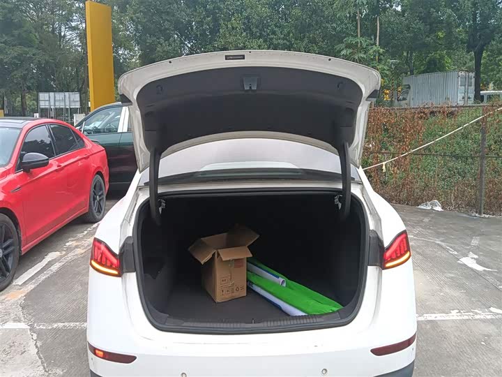 Фото 19 - Roewe D7