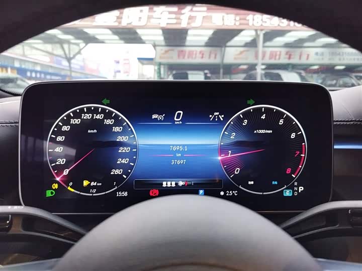 Фото 12 - Mercedes-Benz C-Class