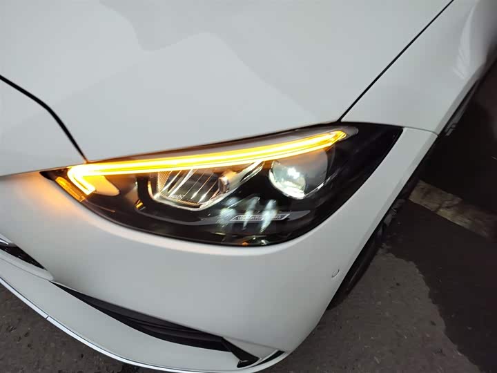 Фото 24 - Mercedes-Benz C-Class