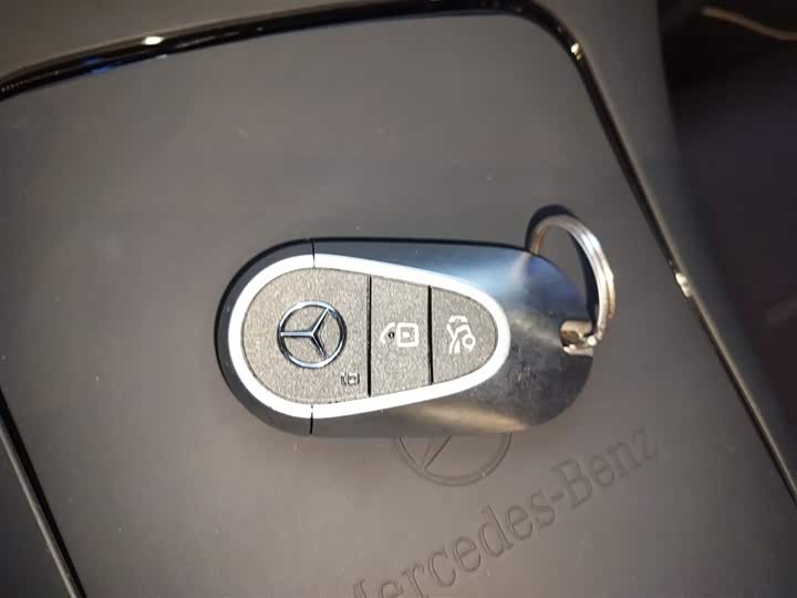 Фото 9 - Mercedes-Benz C-Class