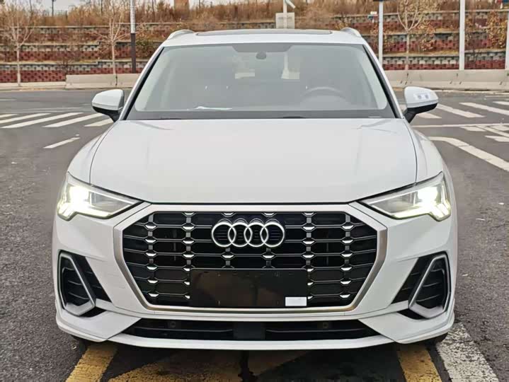Фото 2 - Audi Q3