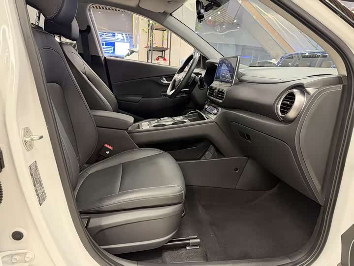 Фото 11 - Hyundai Encino EV