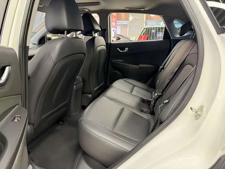 Фото 9 - Hyundai Encino EV