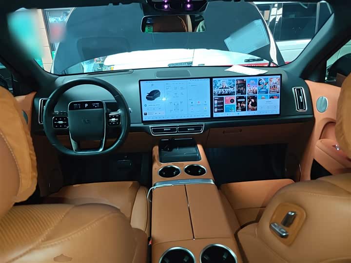 Фото 13 - LiXiang L8