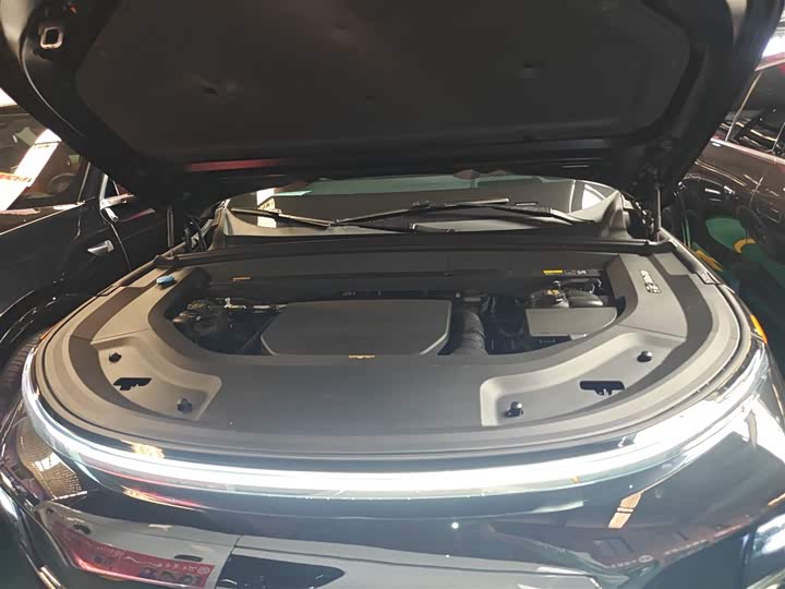 Фото 23 - LiXiang L8