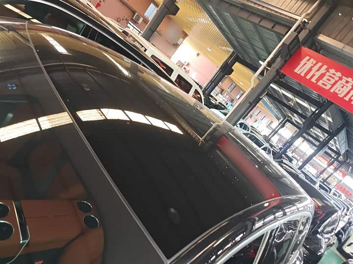 Фото 25 - LiXiang L8