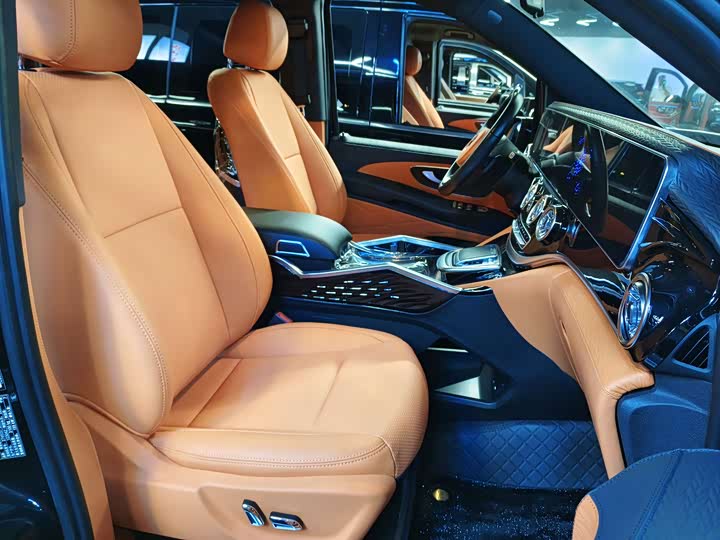 Фото 11 - Mercedes-Benz Vito