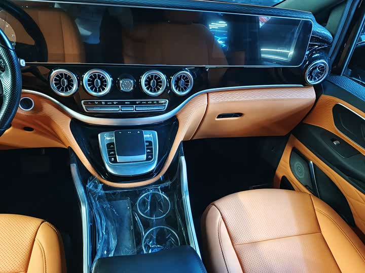 Фото 20 - Mercedes-Benz Vito