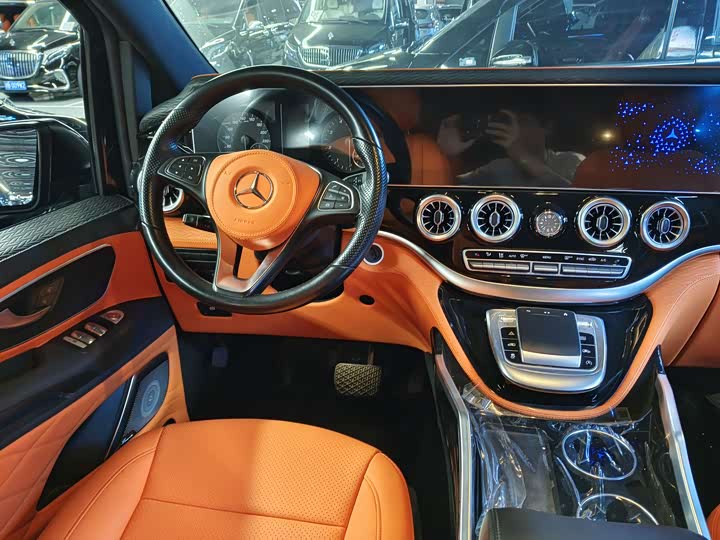 Фото 6 - Mercedes-Benz Vito