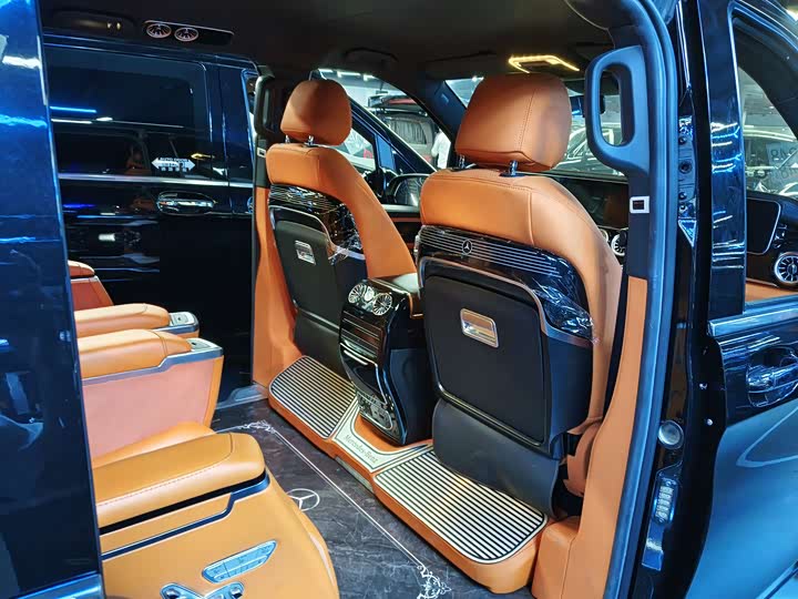 Фото 9 - Mercedes-Benz Vito