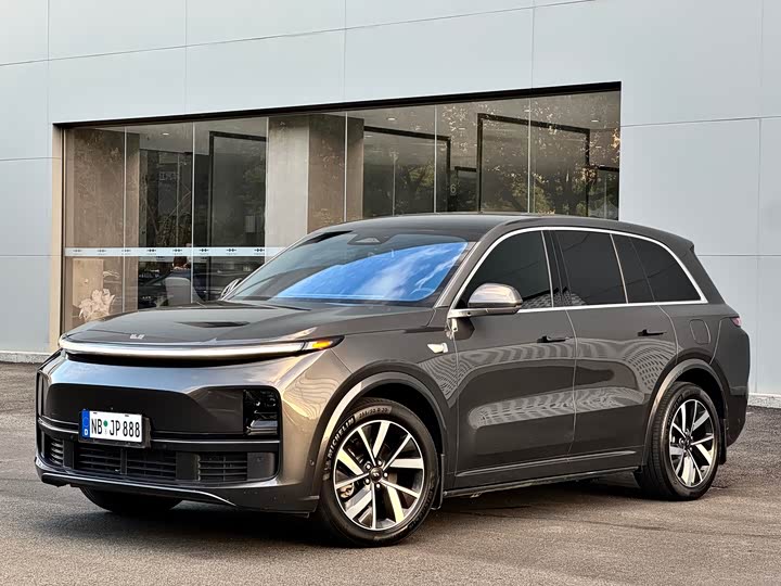 Фото 1 - LiXiang L8