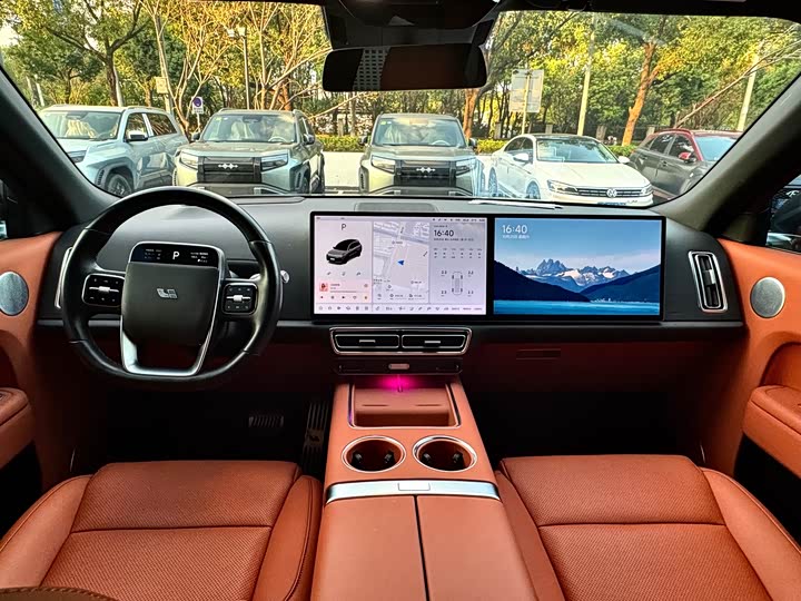 Фото 9 - LiXiang L8