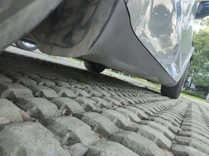 Фото 17 - Tesla Model Y