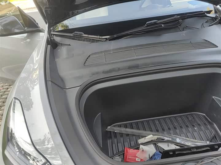 Фото 21 - Tesla Model Y