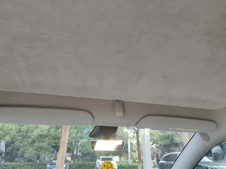 Фото 9 - Tesla Model Y