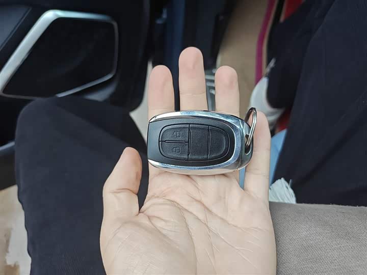 Фото 12 - Maxus G20