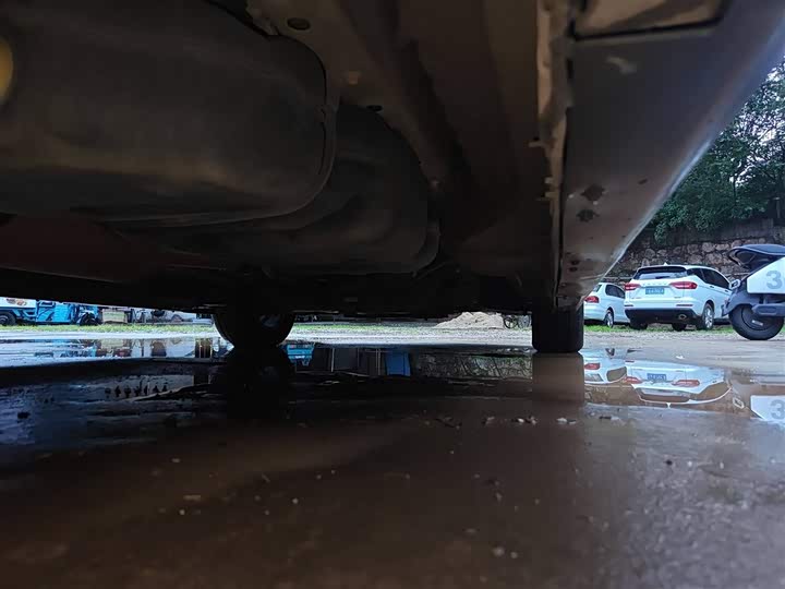 Фото 17 - Maxus G20