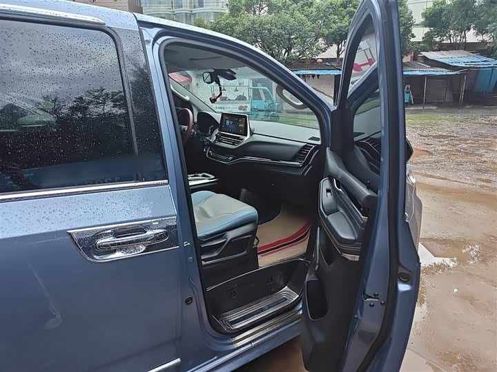 Фото 20 - Maxus G20