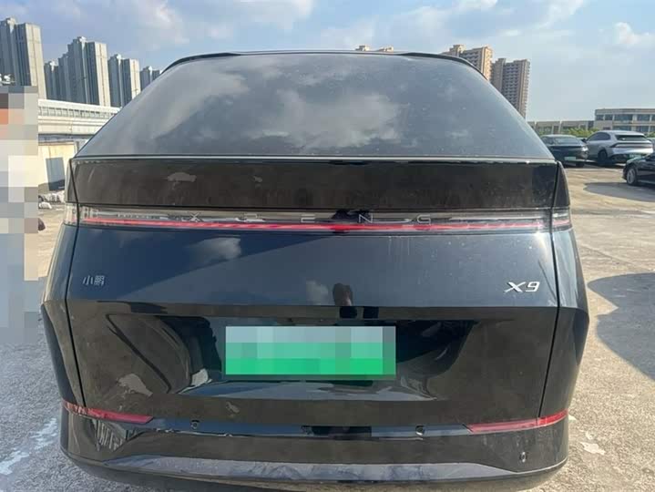 Фото 4 - XPeng X9