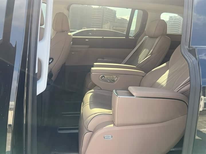 Фото 8 - XPeng X9