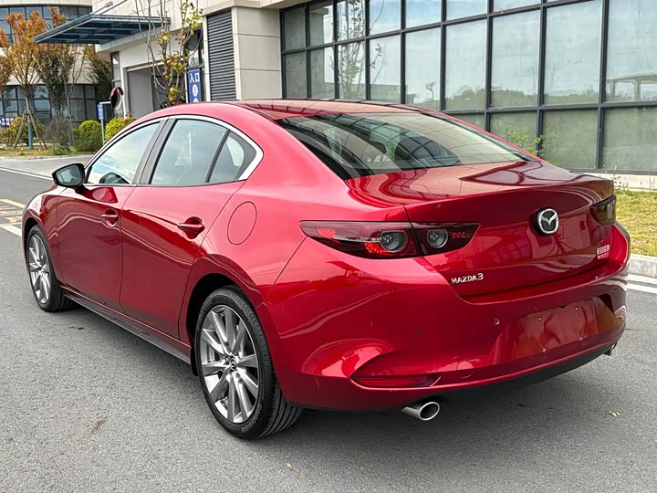 Фото 5 - Mazda 3 (Axela)