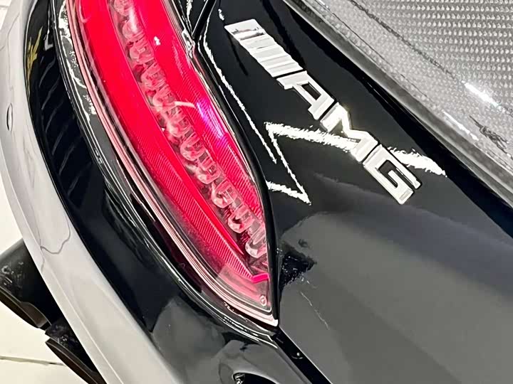 Фото 7 - Mercedes-Benz AMG GT