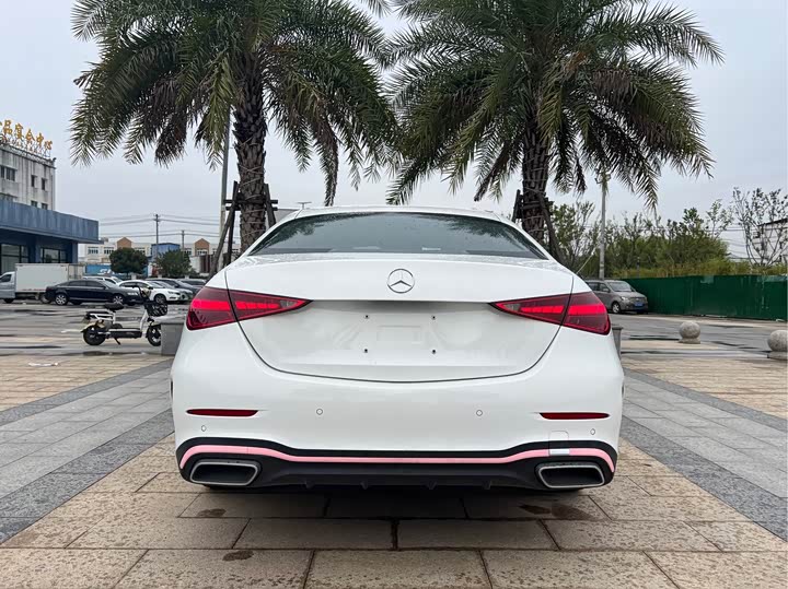 Фото 9 - Mercedes-Benz C-Class