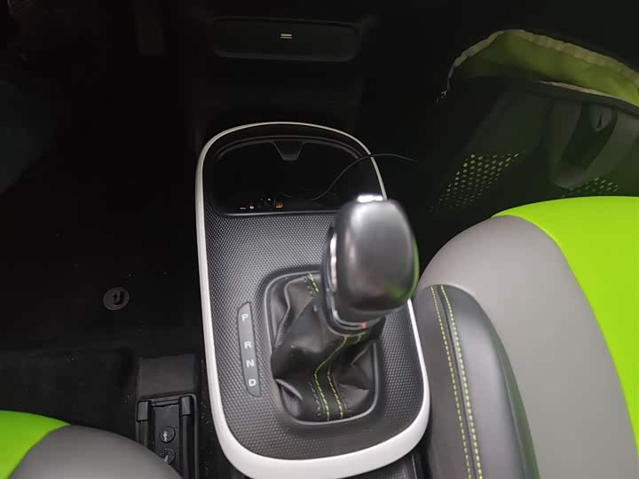 Фото 14 - Roewe Clever