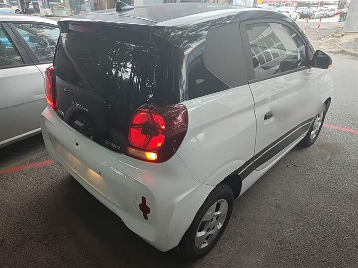 Фото 7 - Roewe Clever