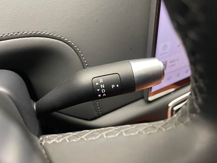 Фото 19 - LiXiang L6