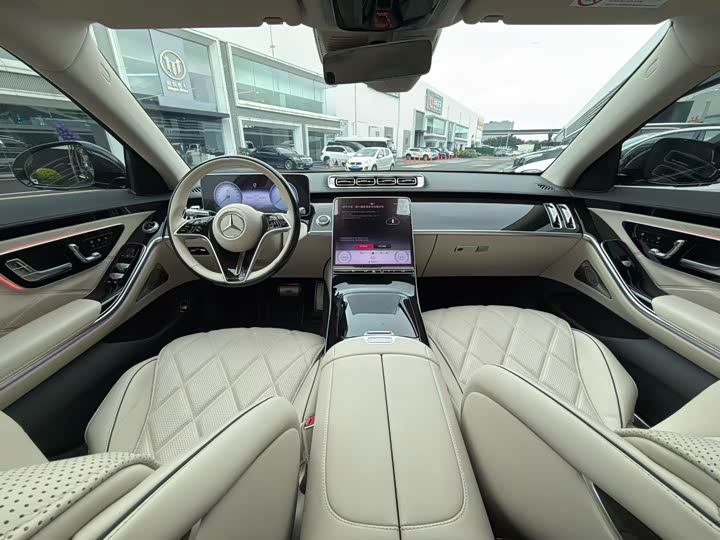 Фото 8 - Mercedes-Benz Maybach S-Class