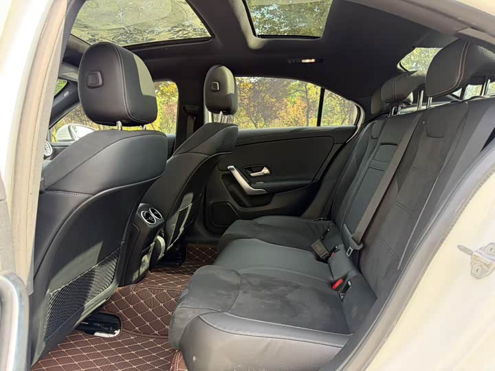 Фото 7 - Mercedes-Benz A-Class