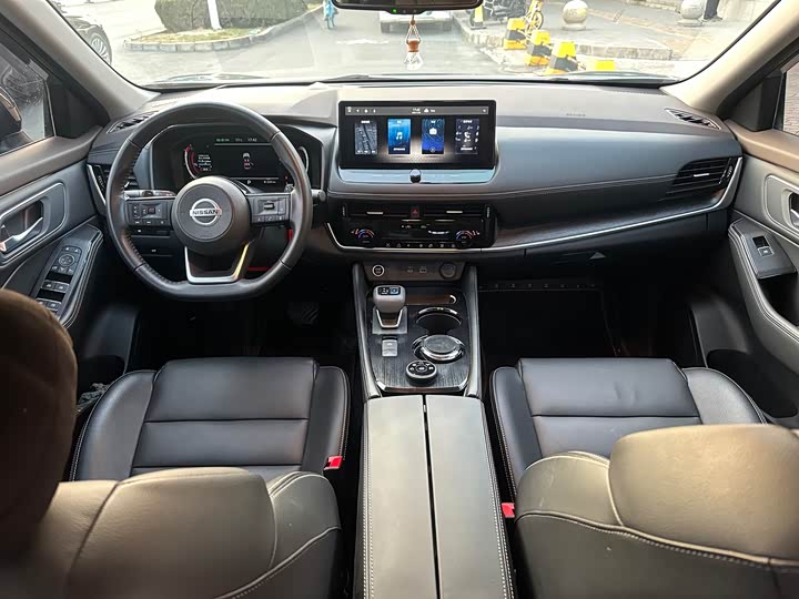 Фото 15 - Nissan X-Trail