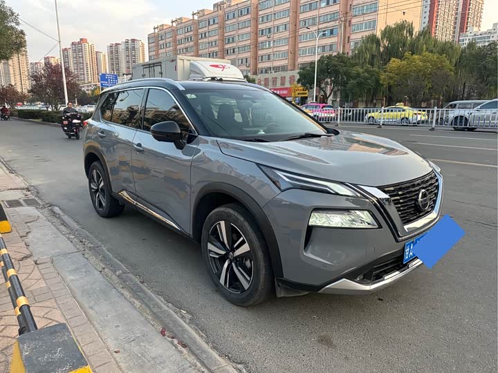 Фото 3 - Nissan X-Trail