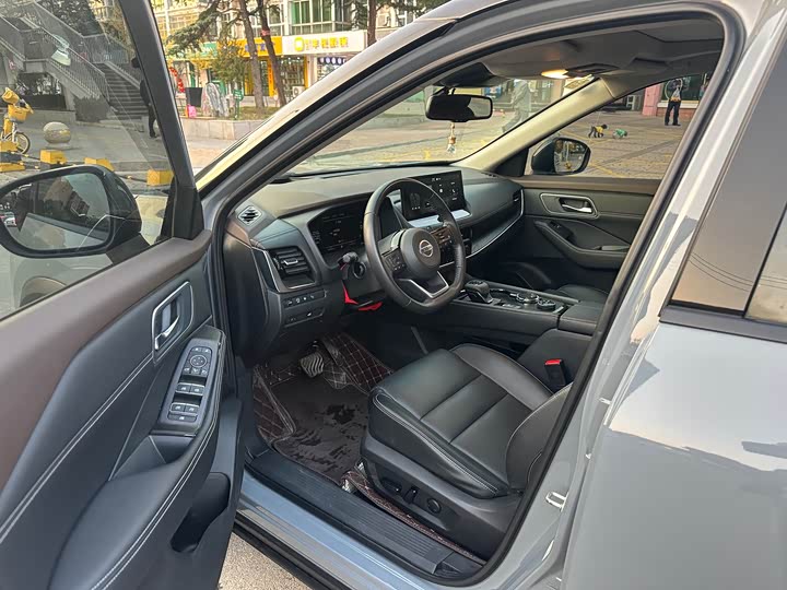 Фото 7 - Nissan X-Trail