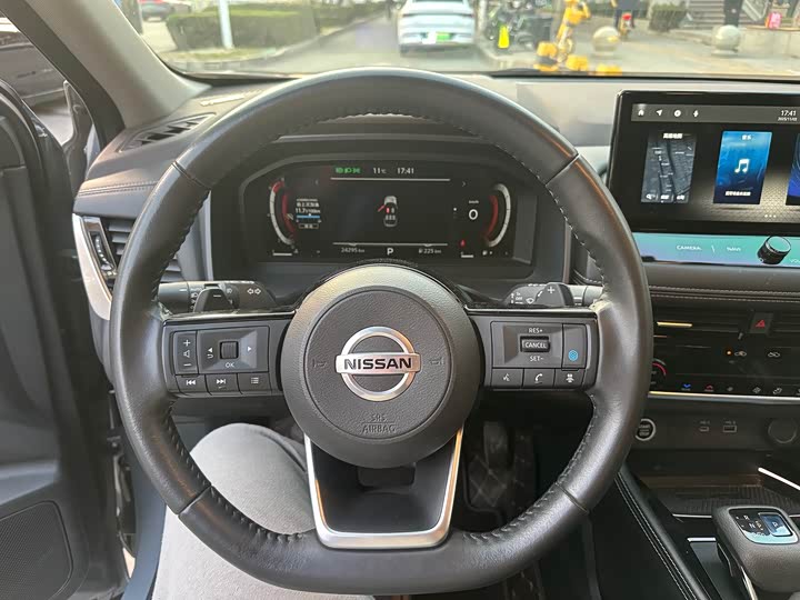 Фото 8 - Nissan X-Trail