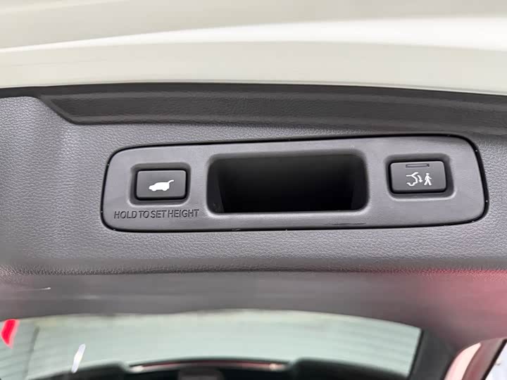 Фото 12 - Honda CR-V