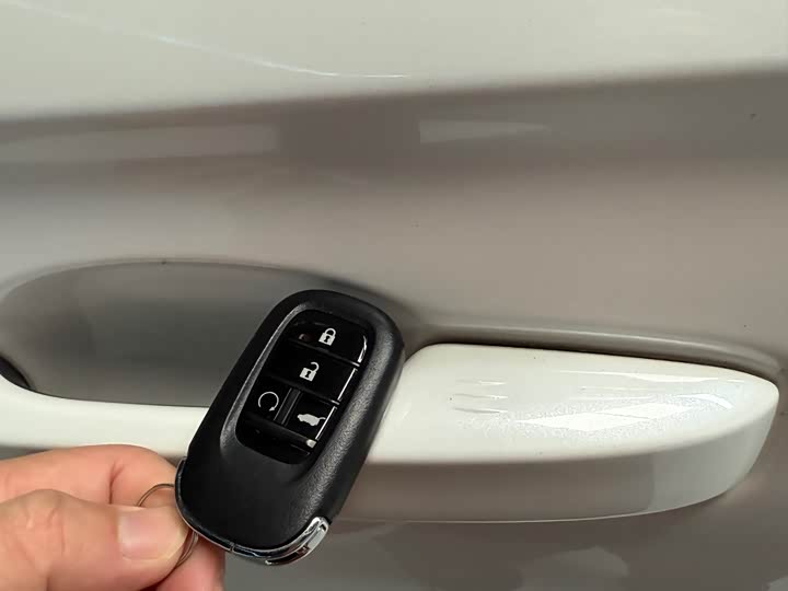 Фото 22 - Honda CR-V