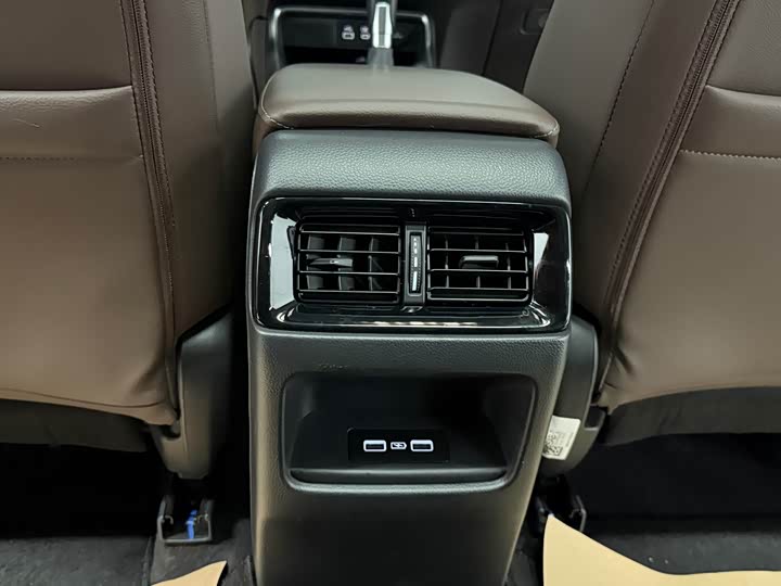 Фото 24 - Honda CR-V