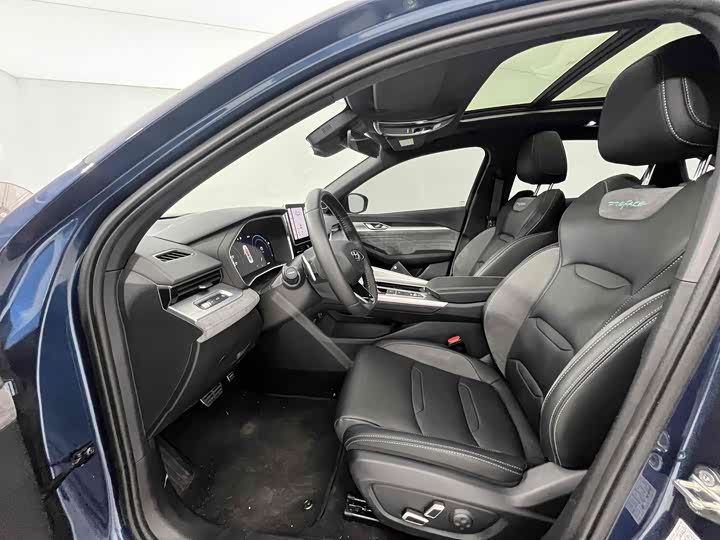 Фото 3 - Geely Preface