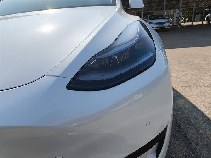 Фото 15 - Tesla Model Y