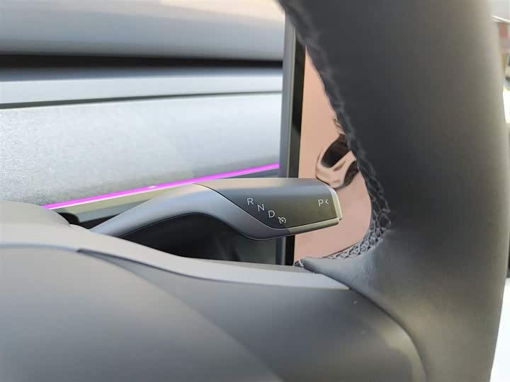 Фото 6 - Tesla Model Y