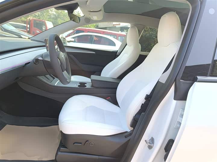 Фото 7 - Tesla Model Y