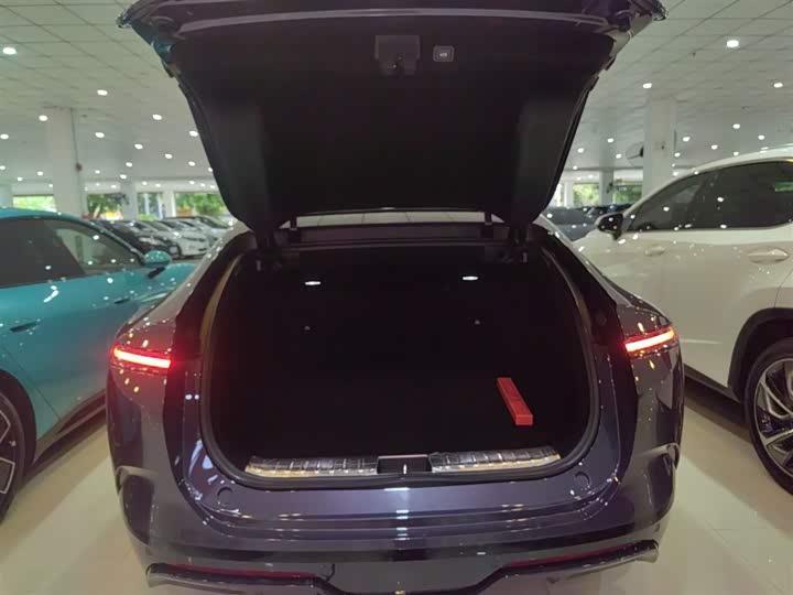 Фото 19 - Avatr 12