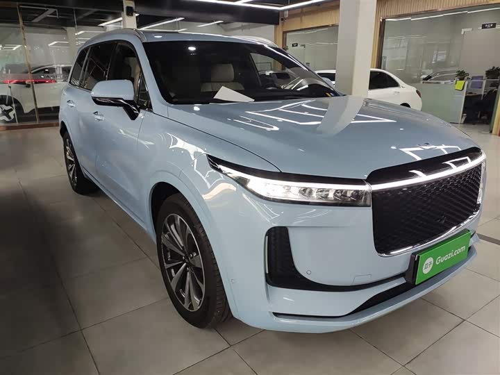 Фото 4 - LiXiang One