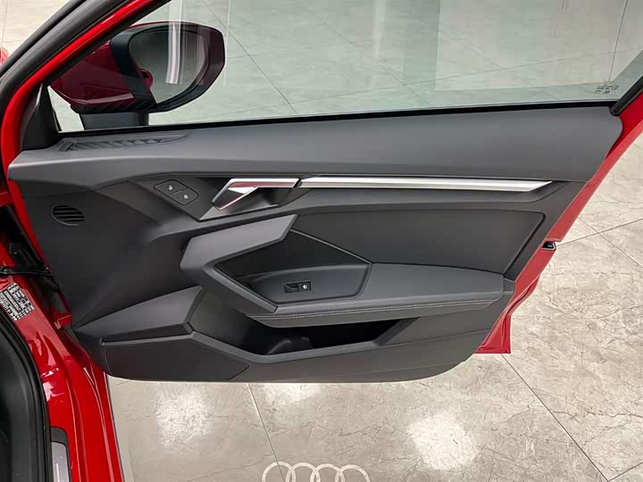 Фото 13 - Audi A3