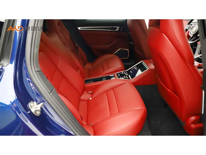 Фото 8 - Porsche Panamera