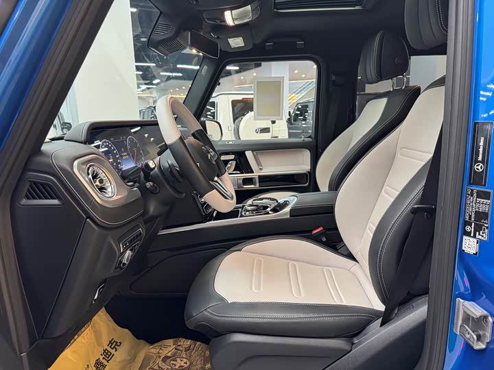 Фото 8 - Mercedes-Benz G-Class