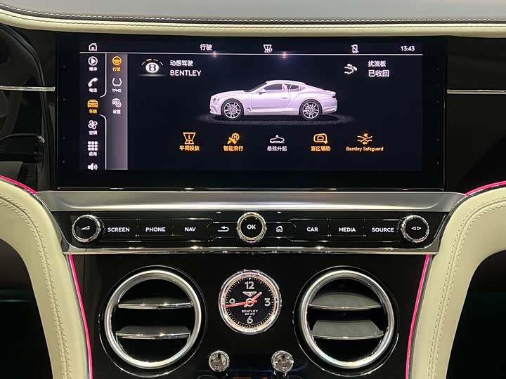 Фото 11 - Bentley Continental GT