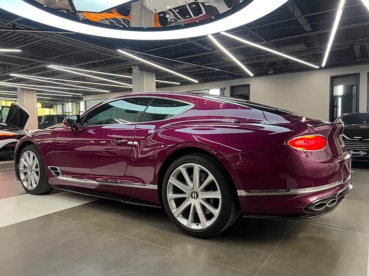 Фото 6 - Bentley Continental GT